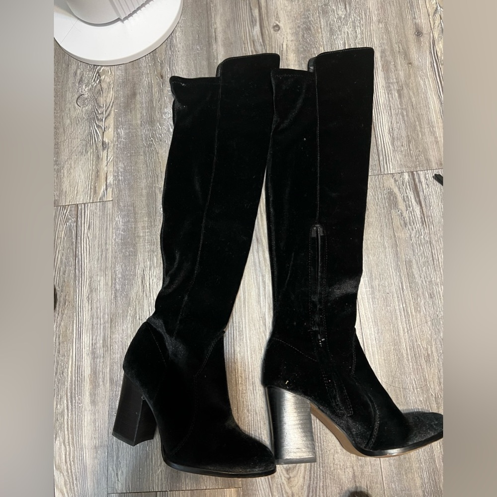 Great heels comfortable they just don’t go over my calf anymore